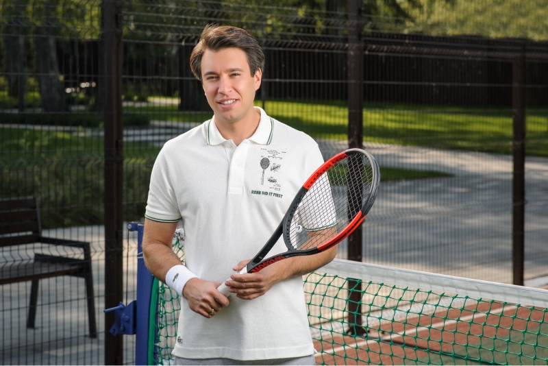 Теннисный корт